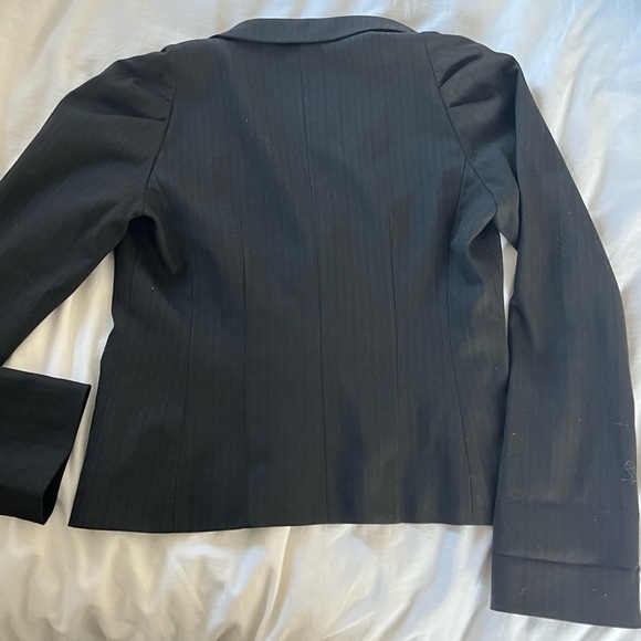 Kenneth Cole blazer! - Picture 6 of 6